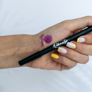 مداد چشم بنفش